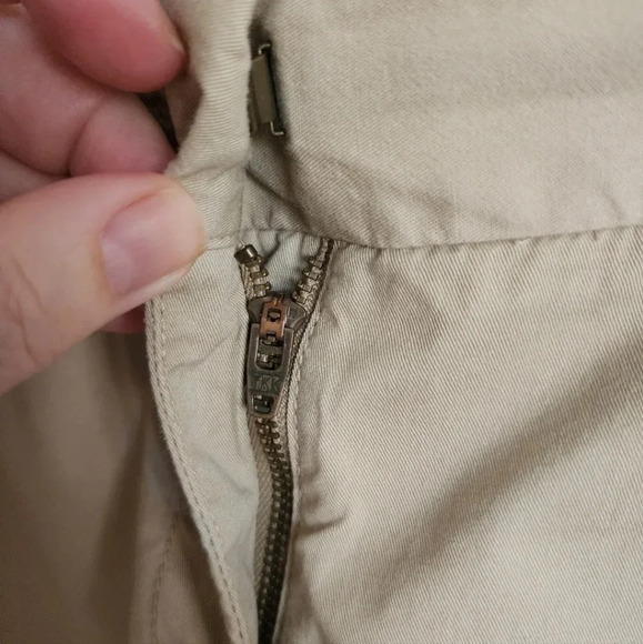 J.Crew Shorts Chino Broken In Cotton Size 8  M - Picture 3 of 5